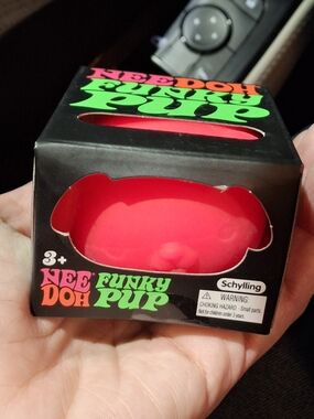 NeeDoh Funky Pup - Bright Pink